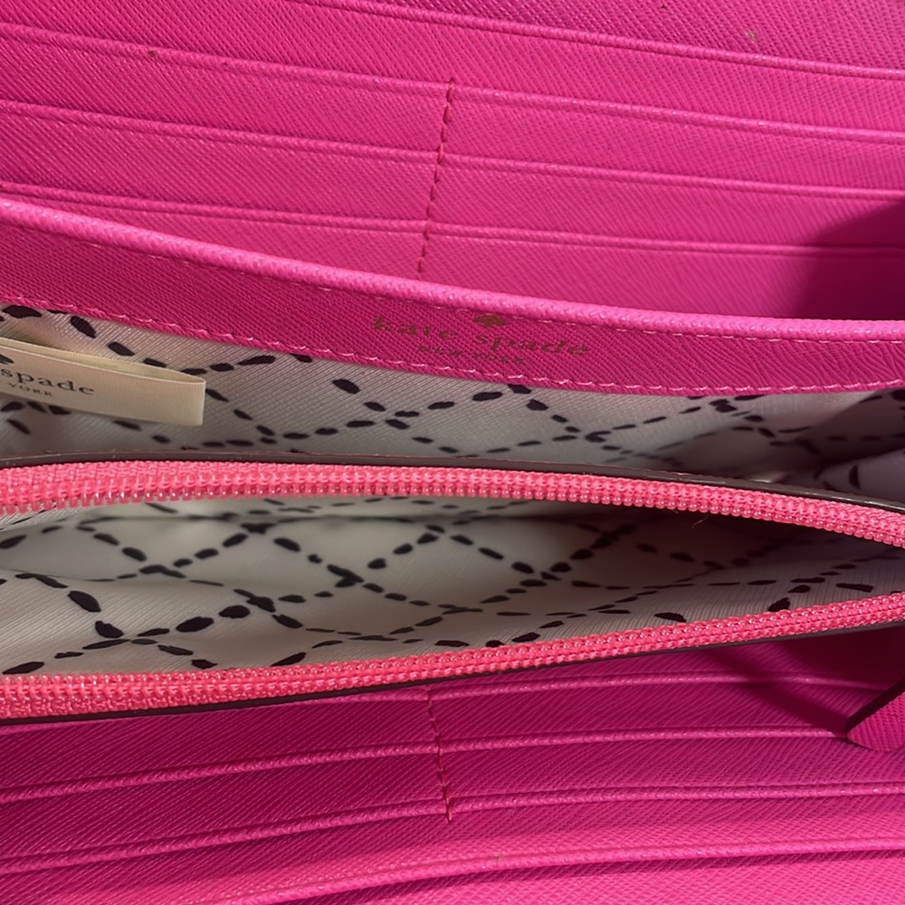 Kate Spade Full Zip Wallet ! - Picture 8 of 8